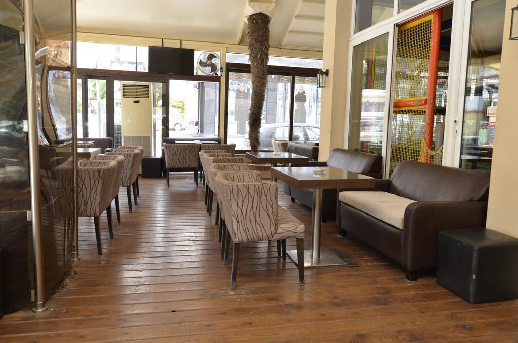 Hotel Epavli Nea Kallikrateia エクステリア 写真