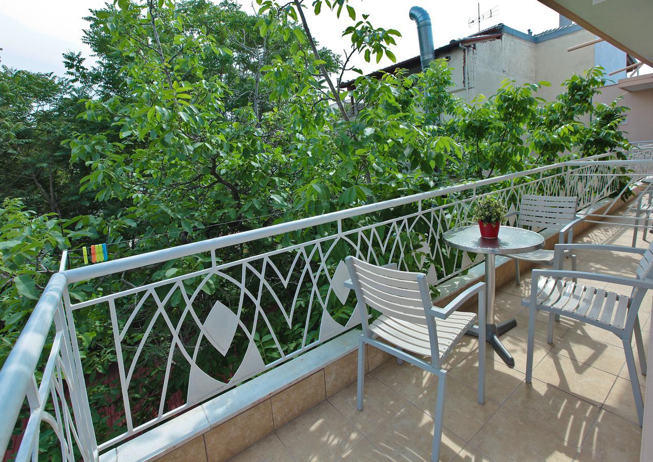 Hotel Epavli Nea Kallikrateia エクステリア 写真