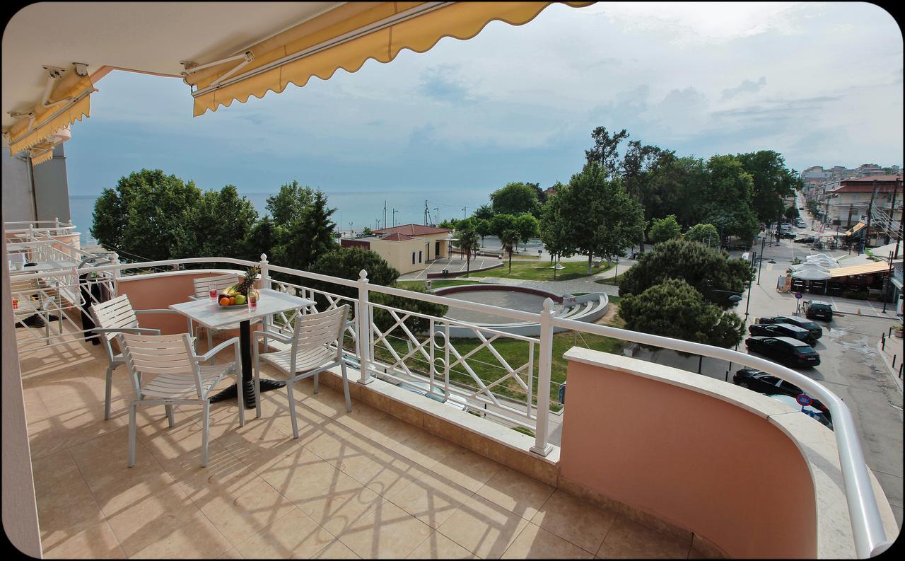 Hotel Epavli Nea Kallikrateia エクステリア 写真