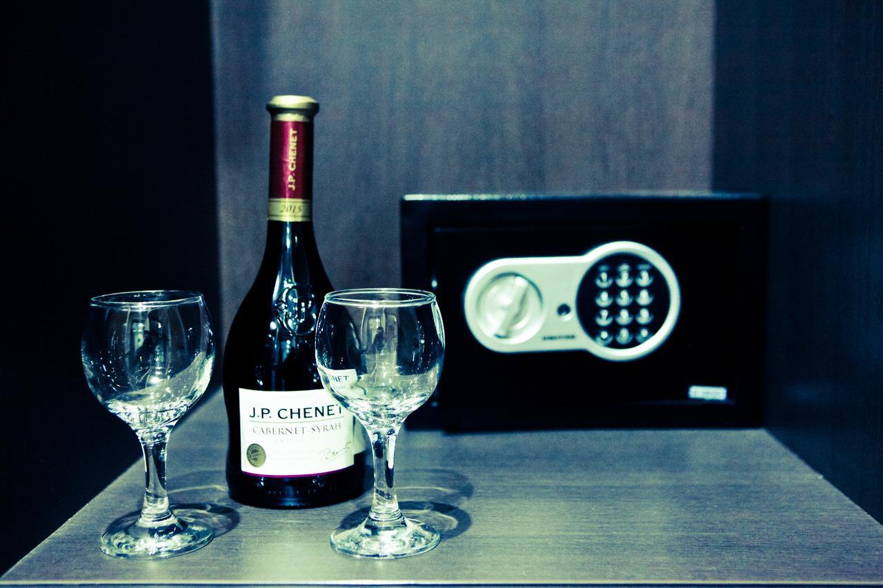 Hotel Epavli Nea Kallikrateia エクステリア 写真