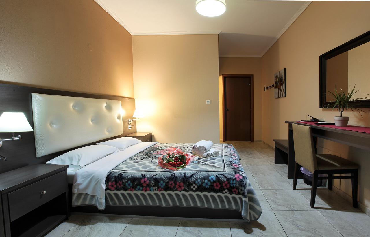 Hotel Epavli Nea Kallikrateia エクステリア 写真